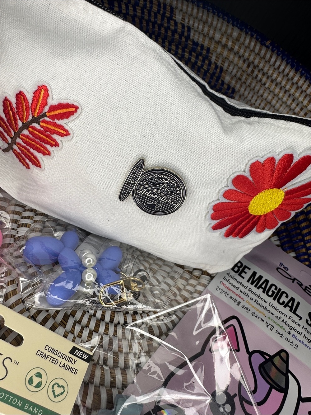 Handcrafted BabeLoveBoxes zip pouch filled!